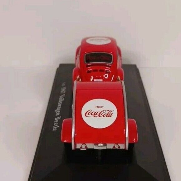 MotorCity Classics 1967 Volkswagon Beetle With Trailer Coca-Cola 1:43 - Picture 6 of 14